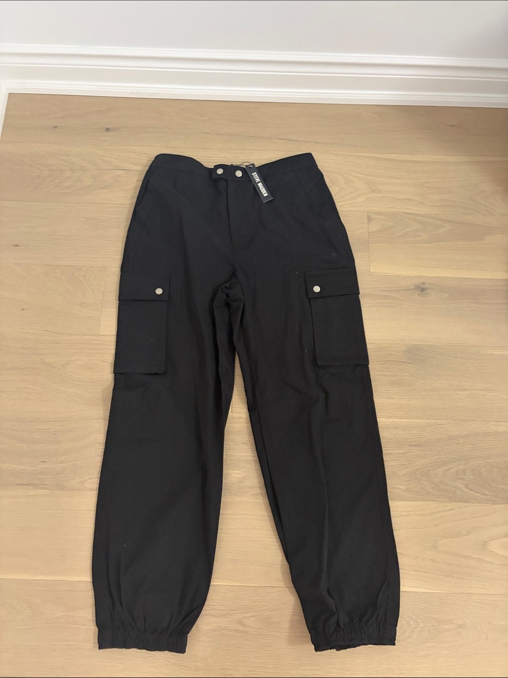 Steve Madden Black Cargo Joggers for Woman